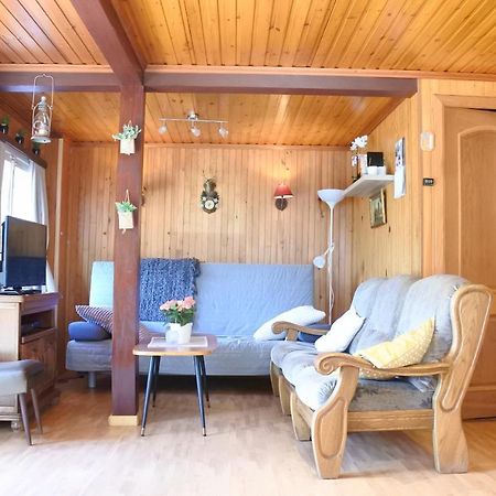 Aux Ecureuils Villa Resteigne Ngoại thất bức ảnh