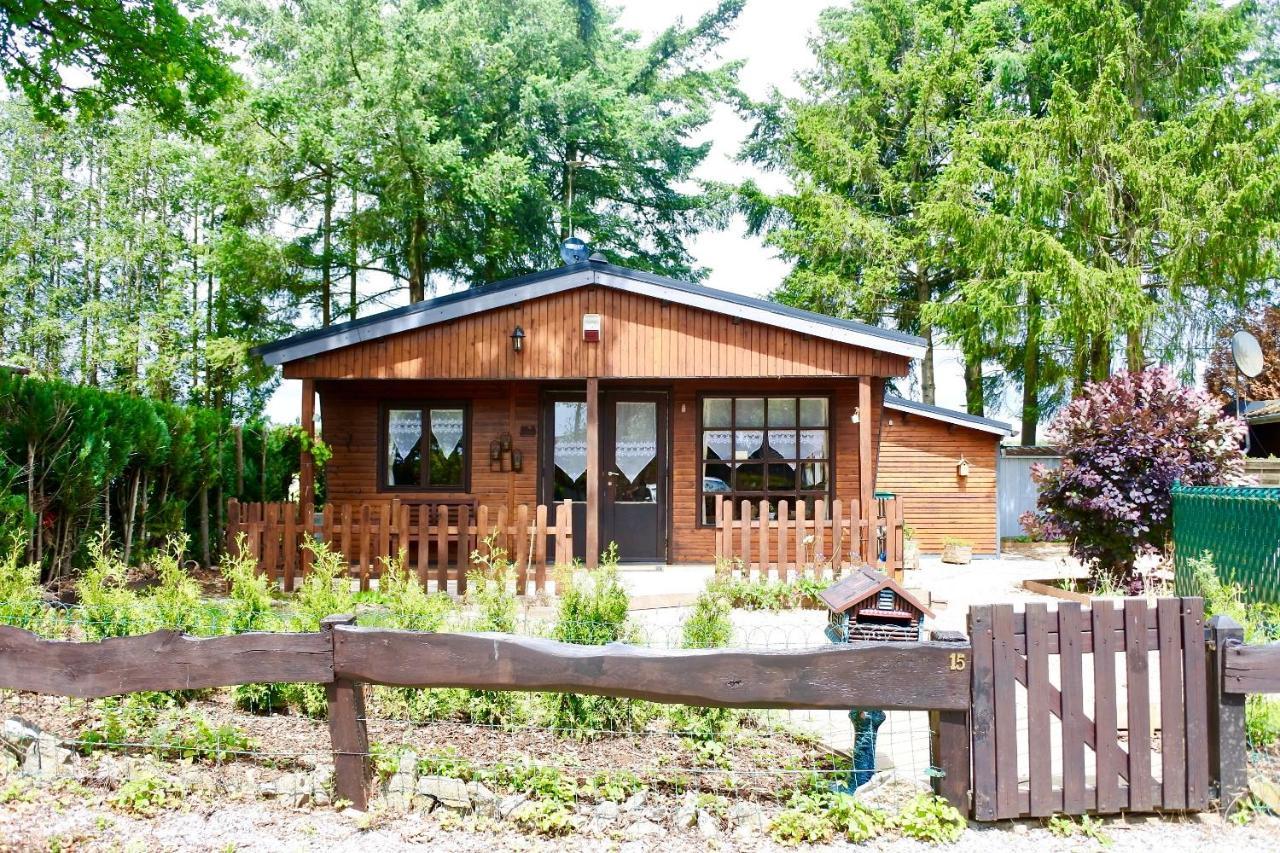 Aux Ecureuils Villa Resteigne Ngoại thất bức ảnh