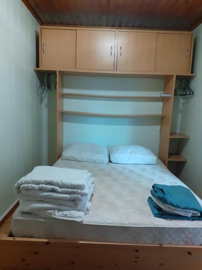 Aux Ecureuils Villa Resteigne Ngoại thất bức ảnh